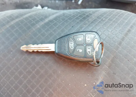 2007 Dodge Grand Caravan Sxt from USA, damaged, VIN 2D4GP44LX7R349224